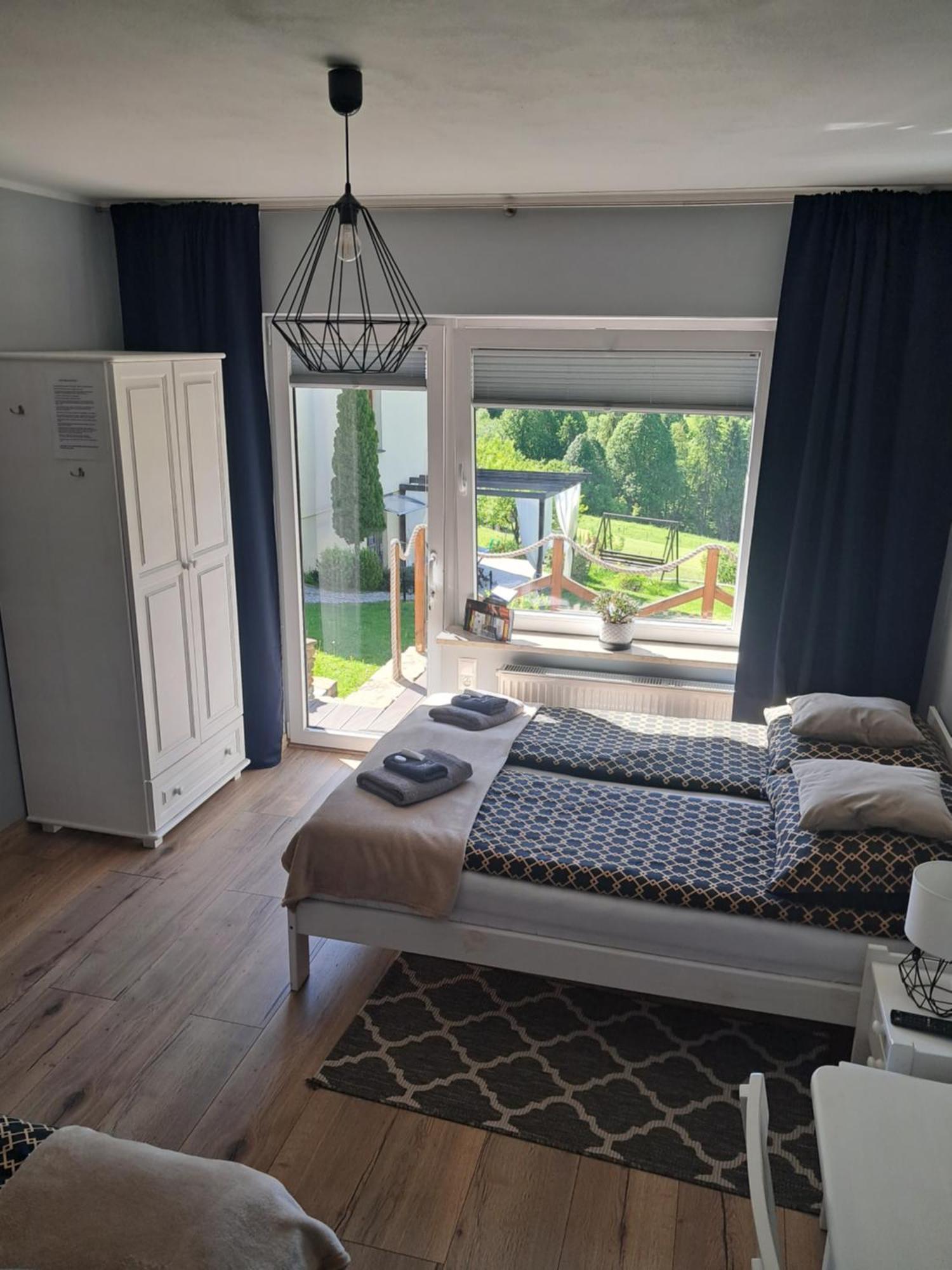 Appartement Zamkowe Zacisze à Czorsztyn Extérieur photo